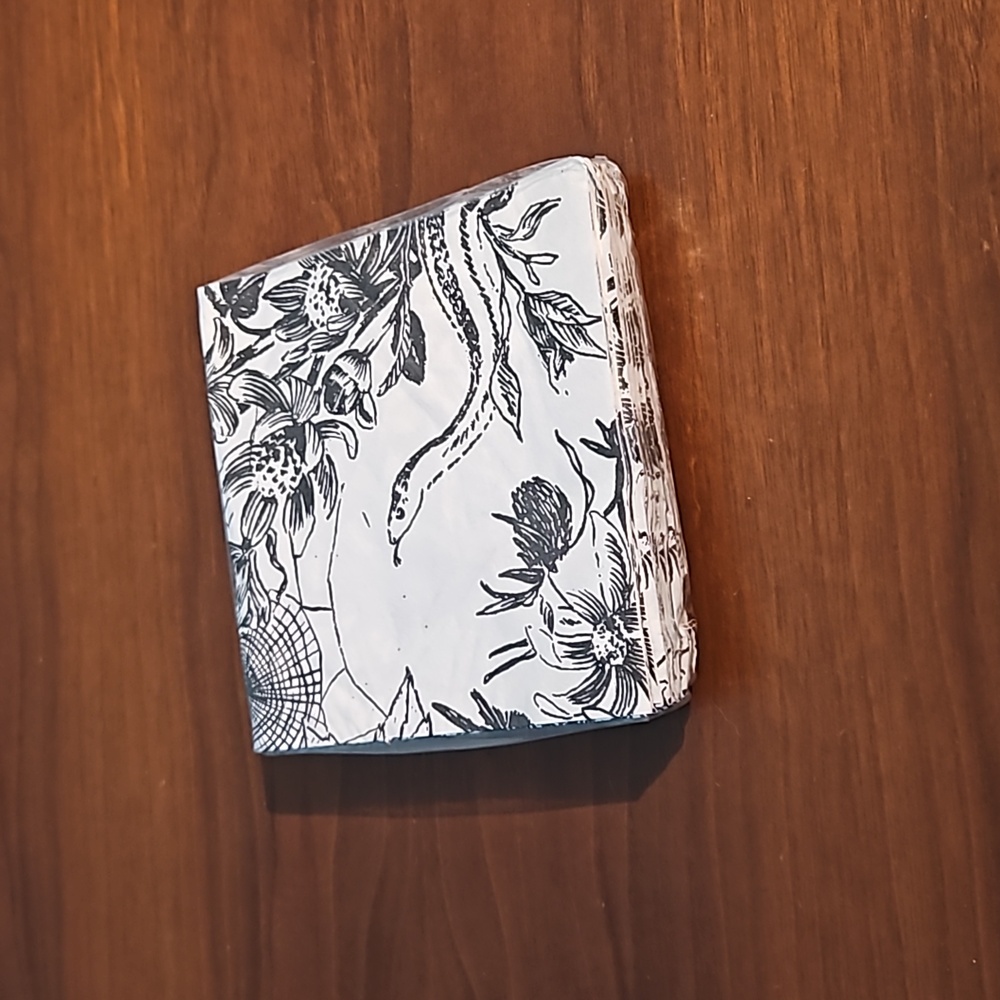 Threshold goth halloween paper napkins